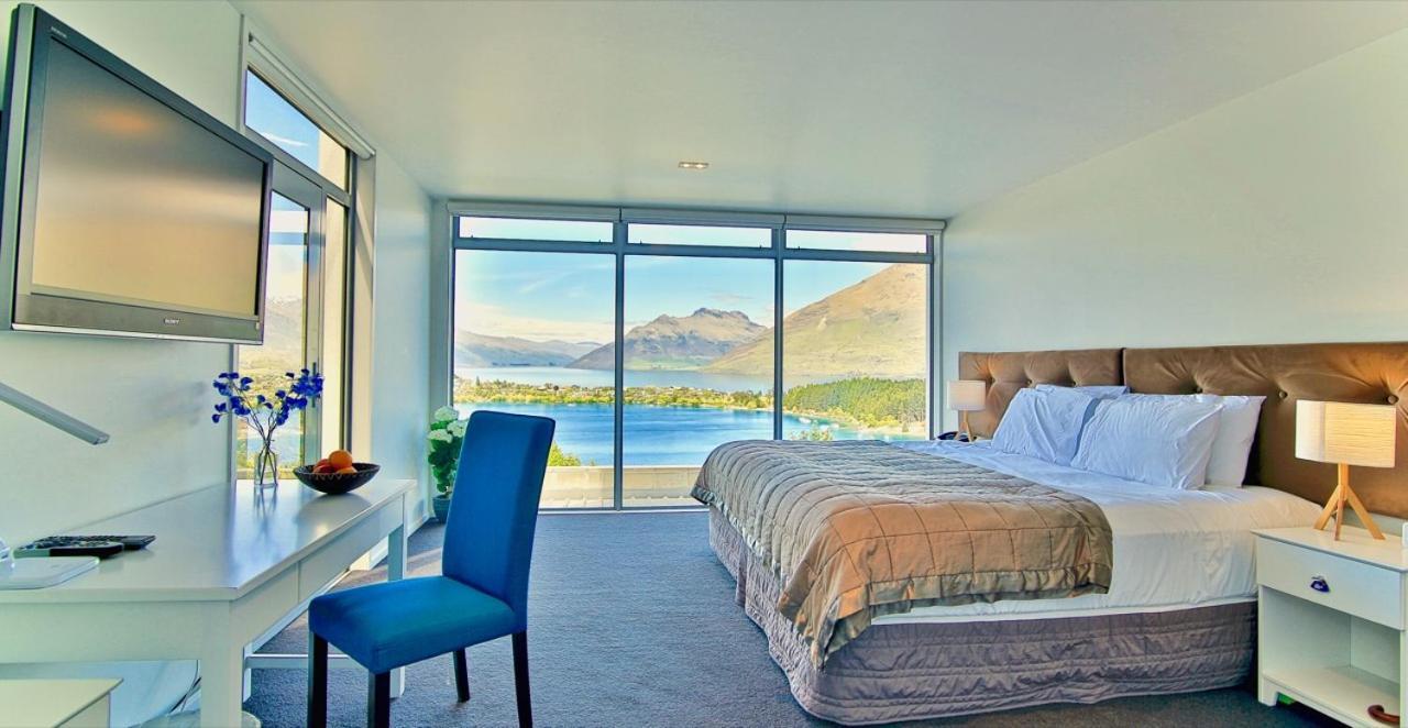 Spectacular Panoramic 5bedroom Lakeview Queenstown