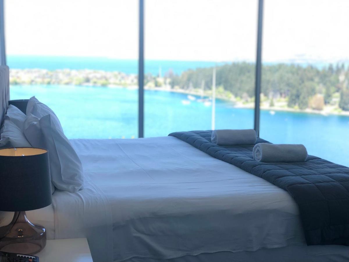 Spectacular Panoramic 5bedroom Lakeview *